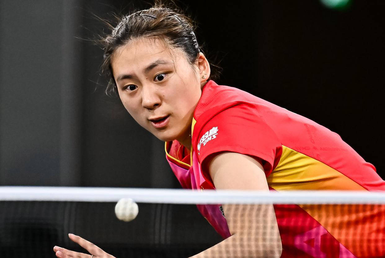 根据对手特 根据对手特