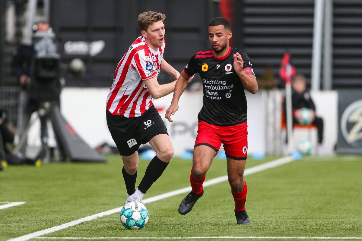 而选择加盟 而选择加盟