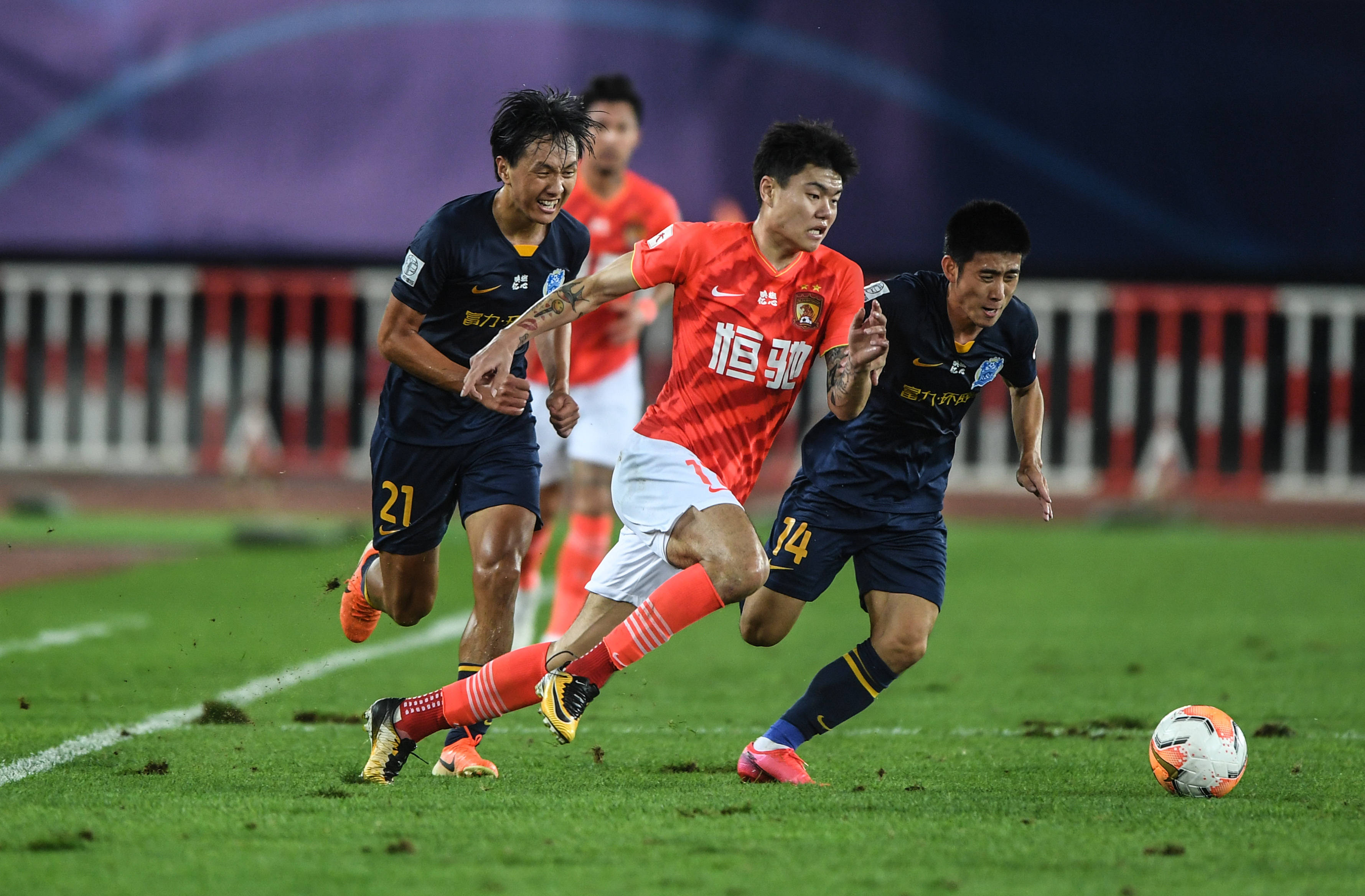 连续抓到小 连续抓到小